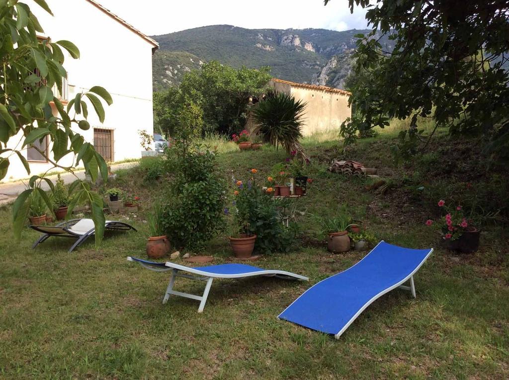 Villa La Casanova de Beuda Habitación foto